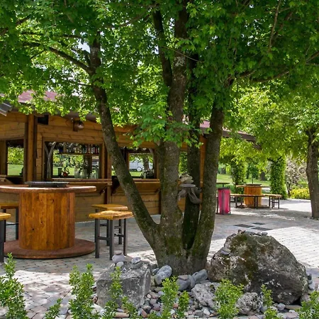 Tabine Sul Fiume Tagliamento