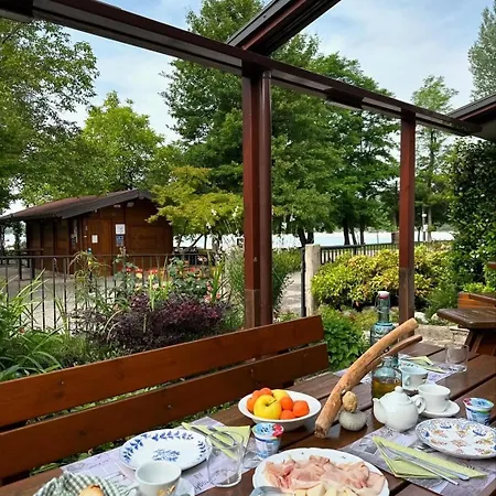 Alojamento de Acomodação e Pequeno-almoço Tabine Sul Fiume Tagliamento 3*